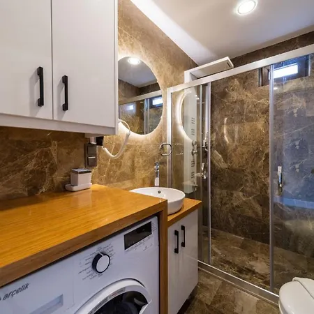 Sea View Flat With Hot Tub In Antalya Apartmán *